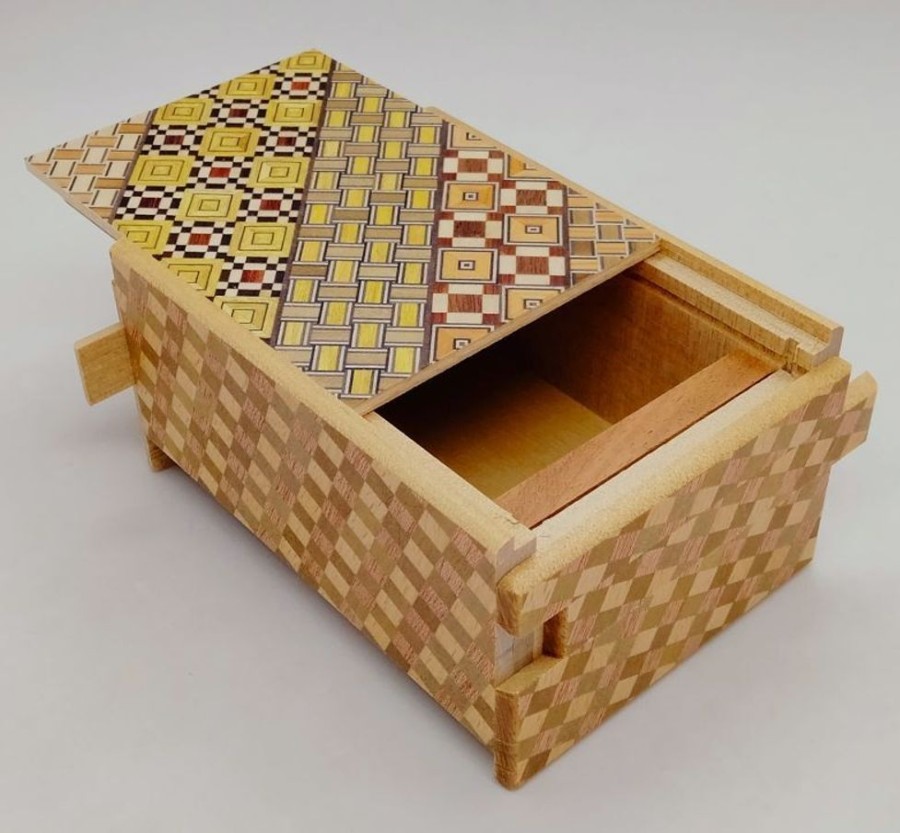 Brain Teasers Winshare-Puzzles-and-Games | 4 Sun 14 Steps Yosegi Ichimatsu - Japanese Puzzle Box-J414Yi